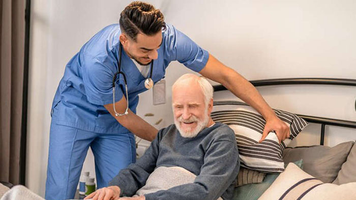 تشخیص به موقع نیاز سالمند به مراقبت